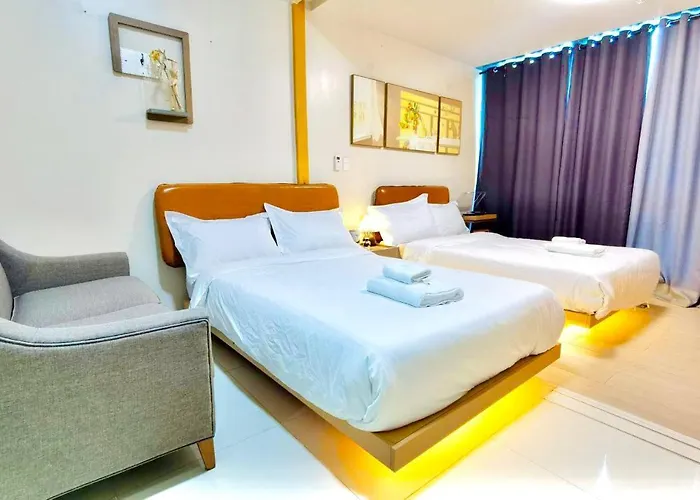Thompson - 2 Beds, One Uptown Residences - Xbox & Netflix